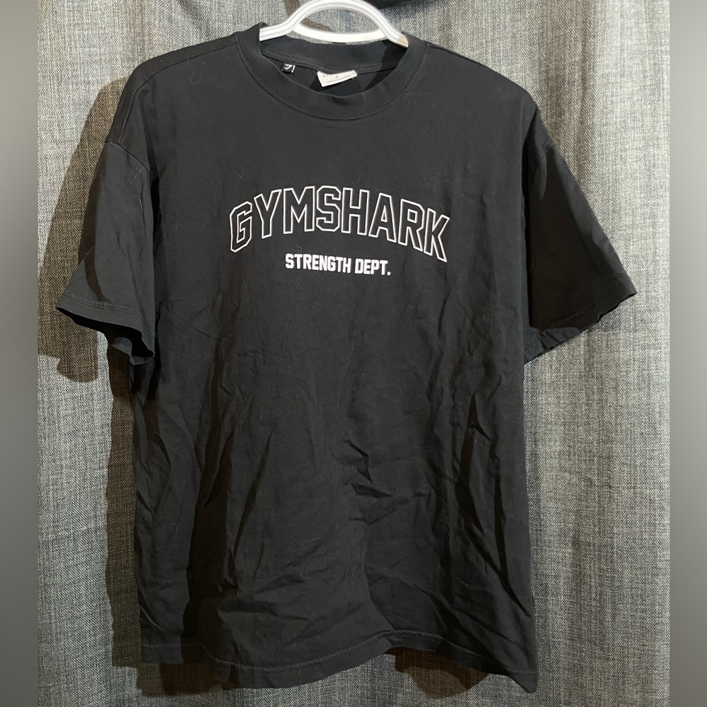 Black GymShark Tee
